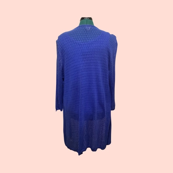 EASYWEAR BY CHICO’S - SHELL  & SWEATER SET - SIZE 2 - SAPHIRE BLUE - Picture 3 of 4